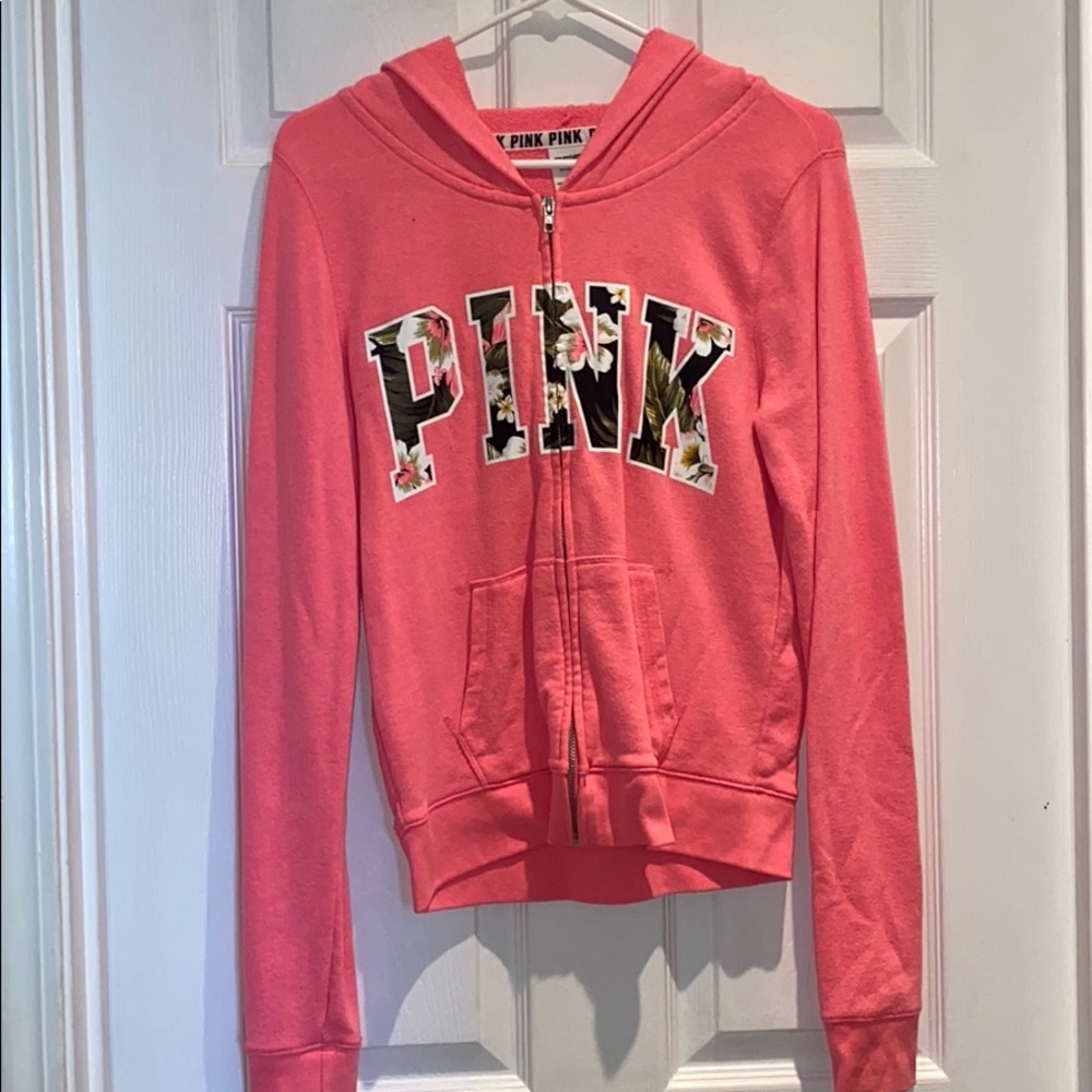 pink sweatshirt